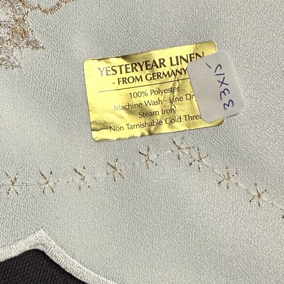 German Embroidered Christmas Angels Table Runner Mat 15x33 Metallic Gold Thread - Picture 4 of 5